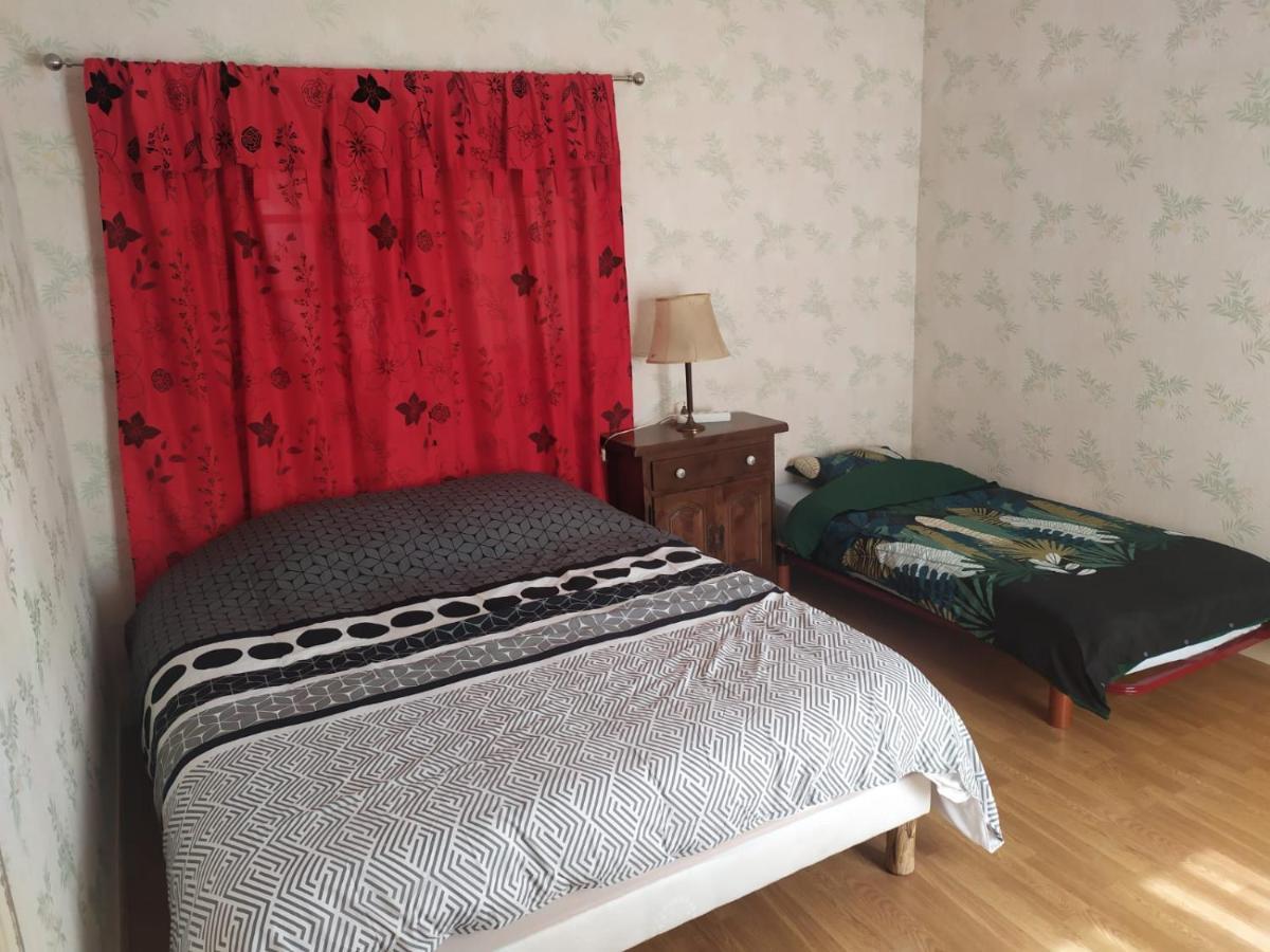 Maison 4 Chambres Avec Jardin แซ็ง-ฌ็อง-เด-อ็องเจลี ภายนอก รูปภาพ